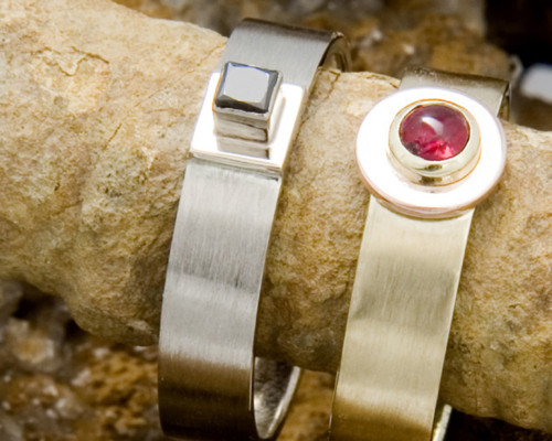 Ring witgoud en zwarte diamant, trouwring, relatiering, herenring