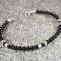 Armband Onyx en zilver, zwarte edelsteen, edelsteentjes, handgemaakte armband, LYAM edelsmeden