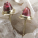 Oorstekers Roze Toermalijn en goud, oorbellen goud, gouden, handgemaakt, edelsmid, edelsmeden LYAM
