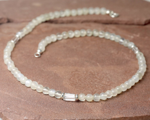 Ketting Basic Maansteen, zilveren ketting met maansteen, maanstenen, handgemaakt door LYAM edelsmeden